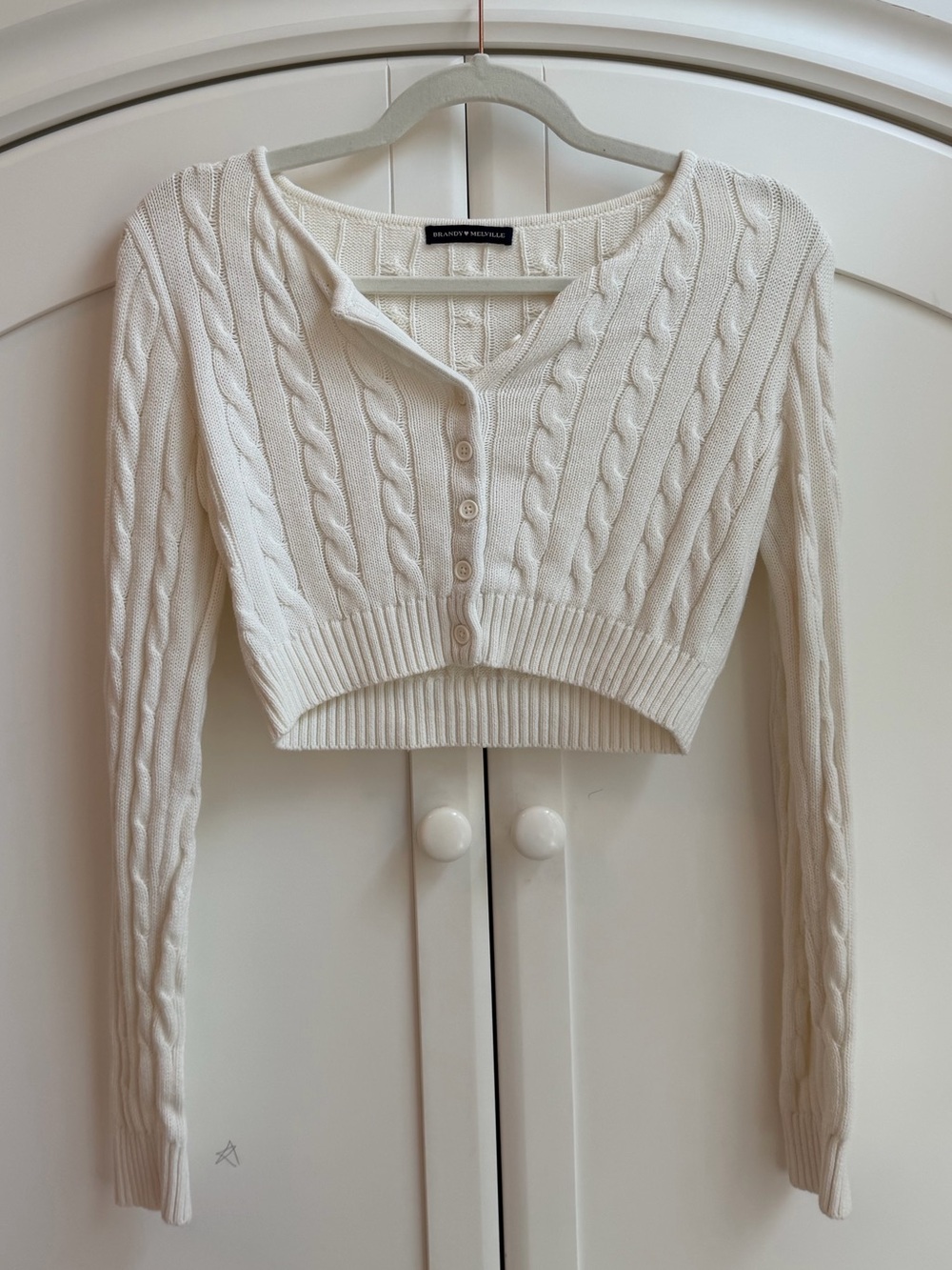 Brandy Melville Ivory Cable Knit Cropped Sweater